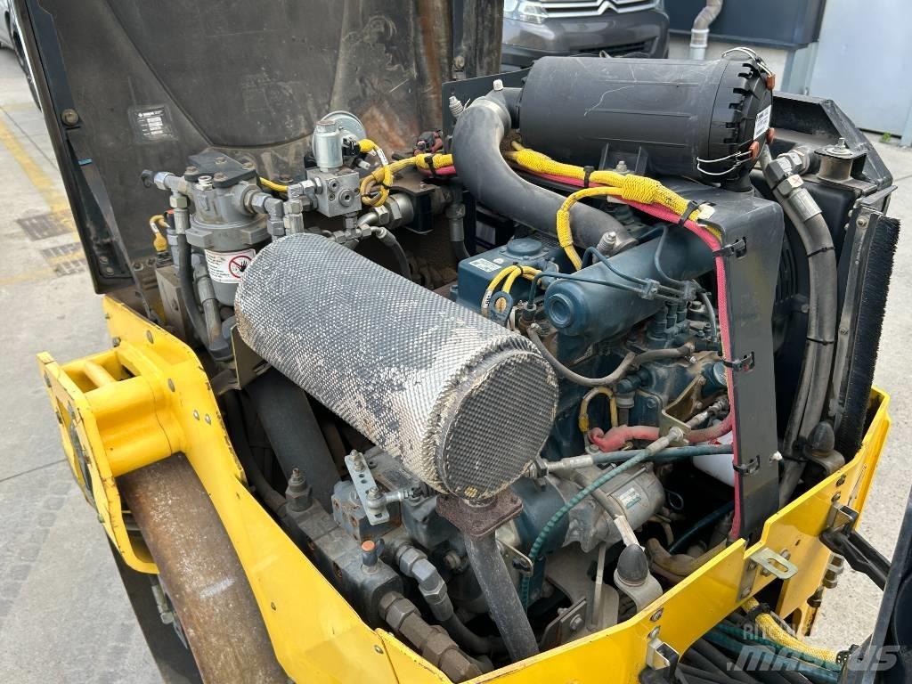 Bomag BW 120 AD-5 Tvåvalsvältar