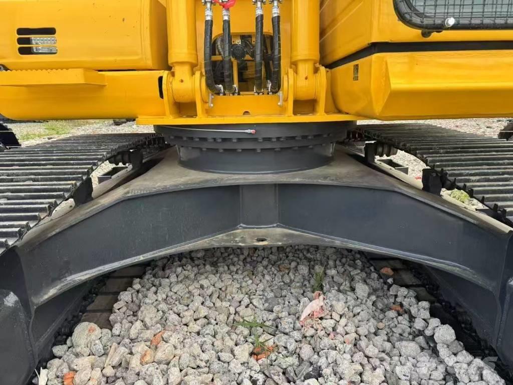 Komatsu 200-8 Bandgrävare