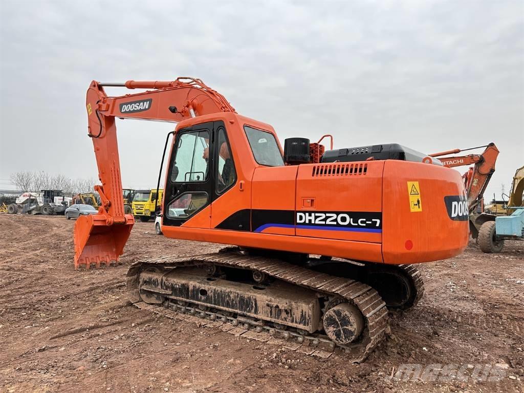 Doosan DH220-7 Bandgrävare