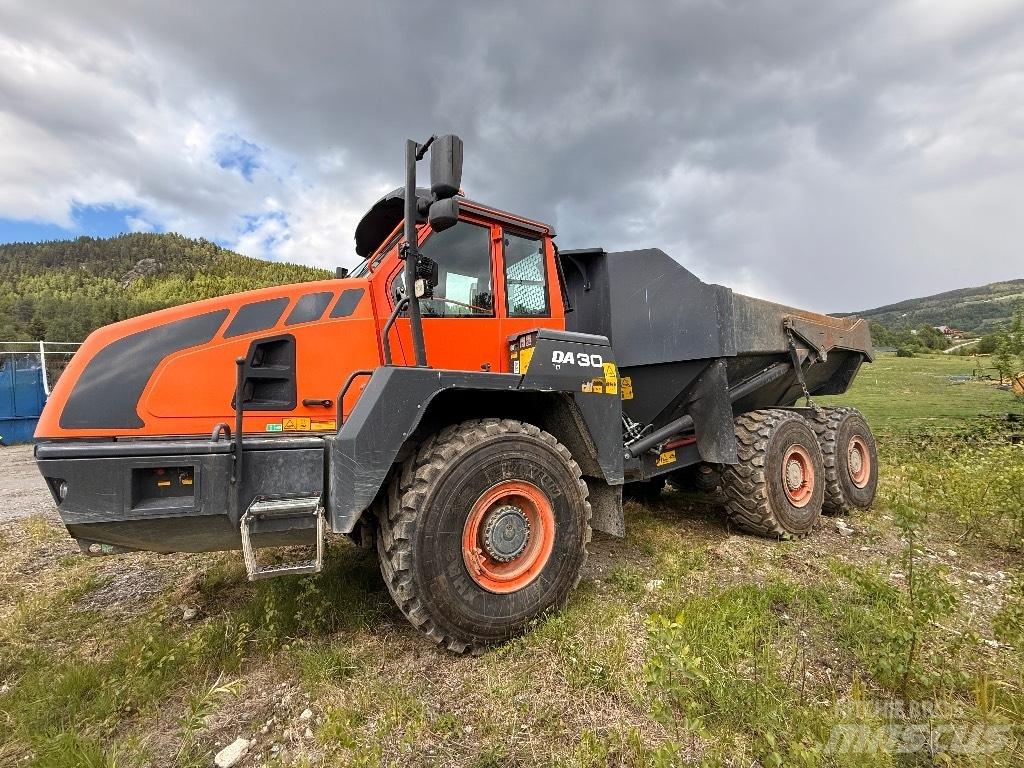 Doosan DA 30 Midjestyrd dumper
