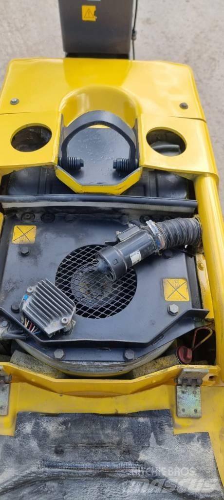 Atlas Copco LH 700 Markvibratorer