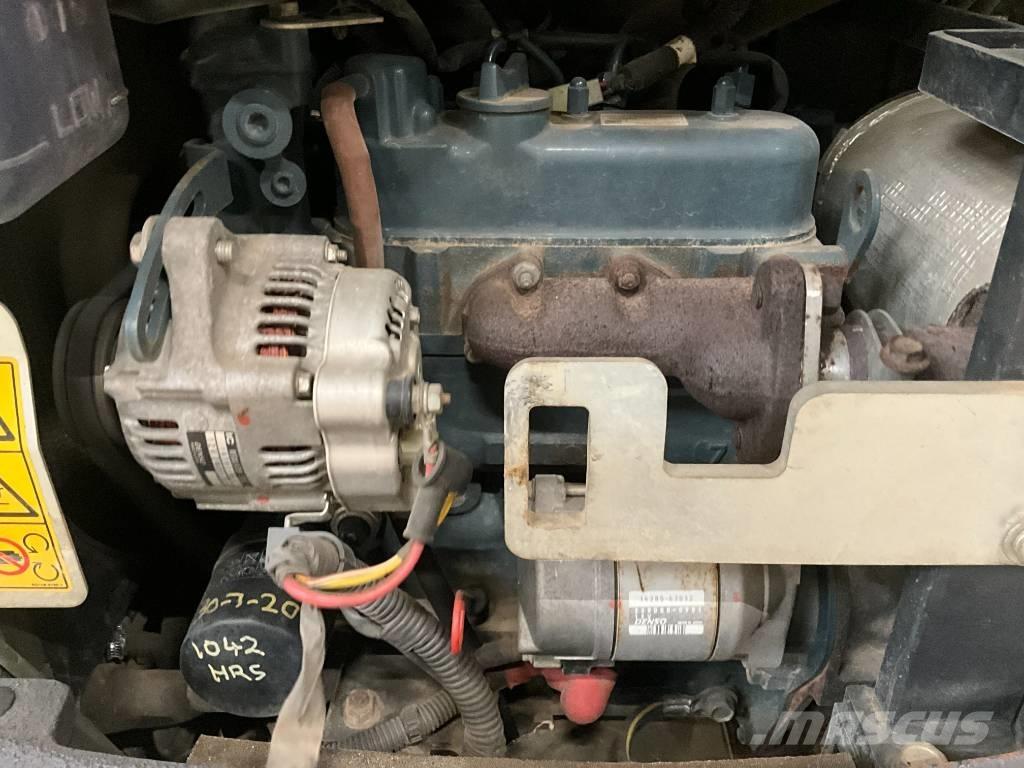 Kubota KX 015-4 Minigrävare < 7t