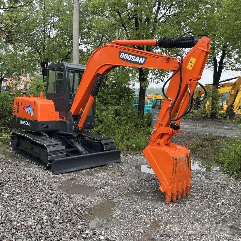 Doosan DH 60 Minigrävare < 7t