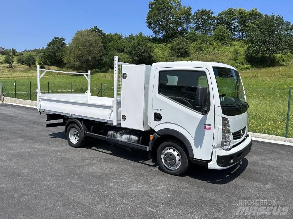 Renault Maxity Flakbilar/Pickuper