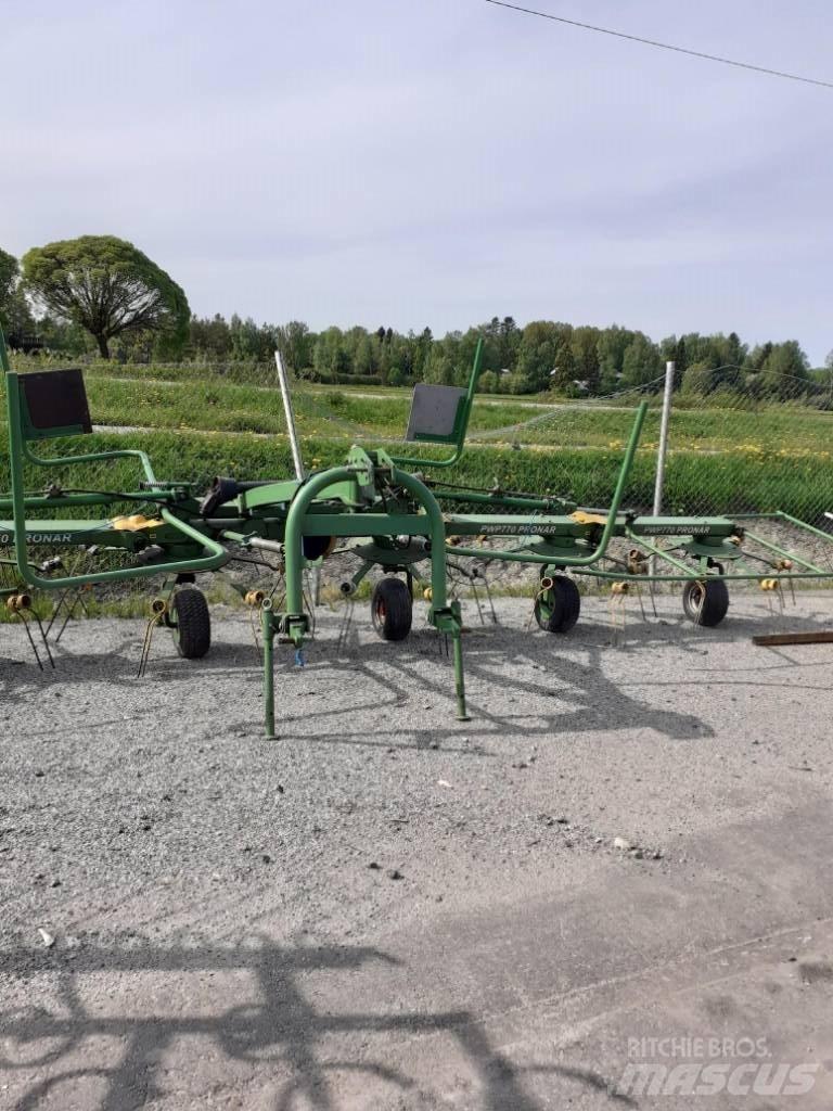 Pronar PWP 770 Vändare och luftare