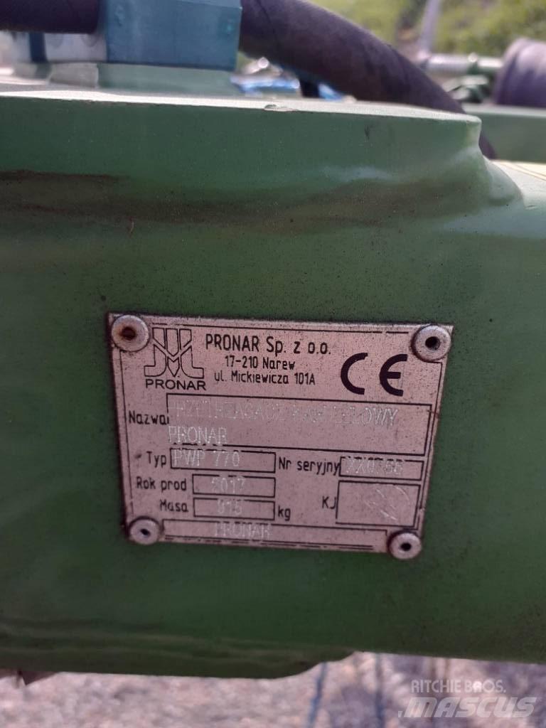 Pronar PWP 770 Vändare och luftare