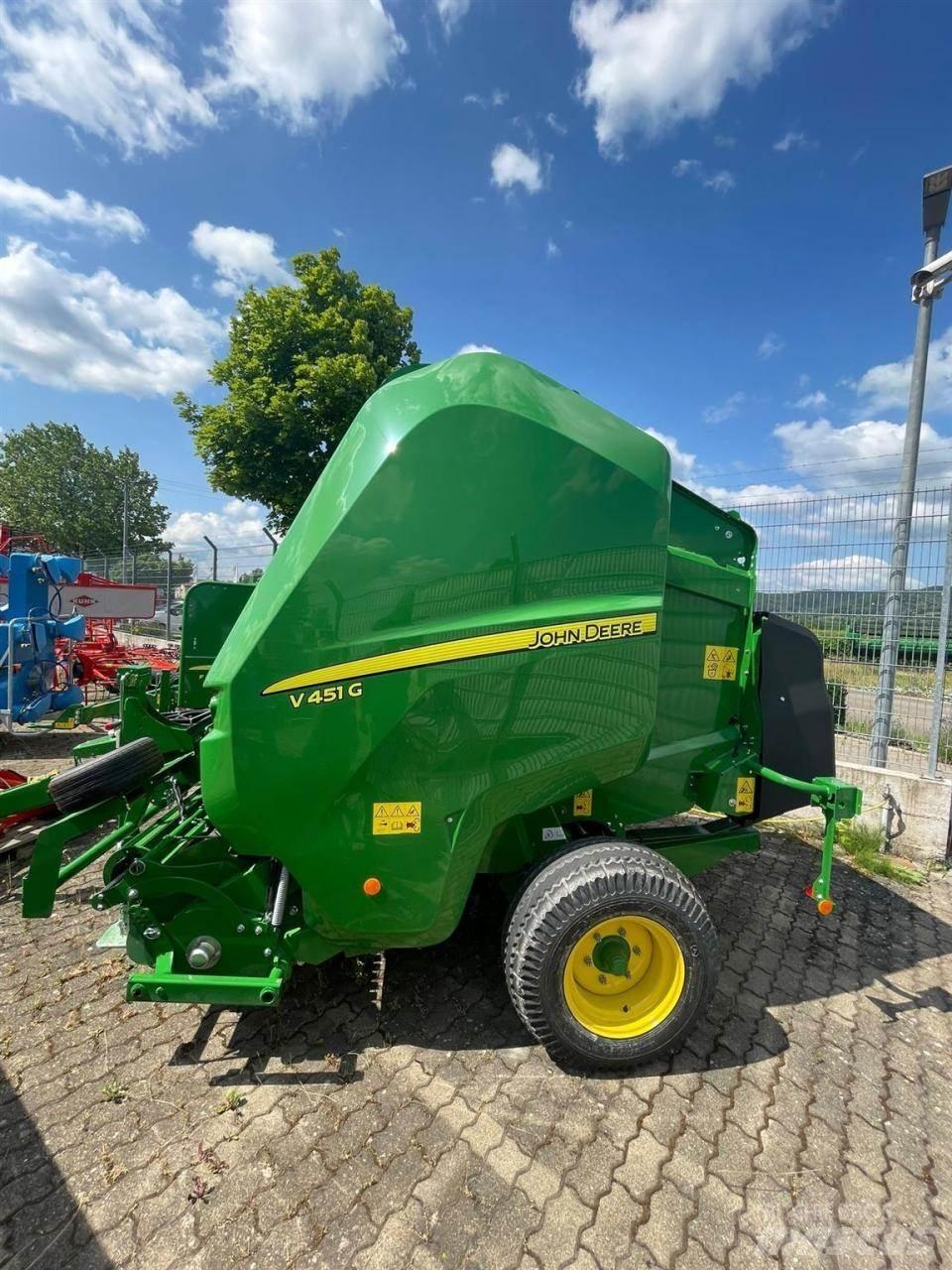 John Deere V451G Rundbalspressar