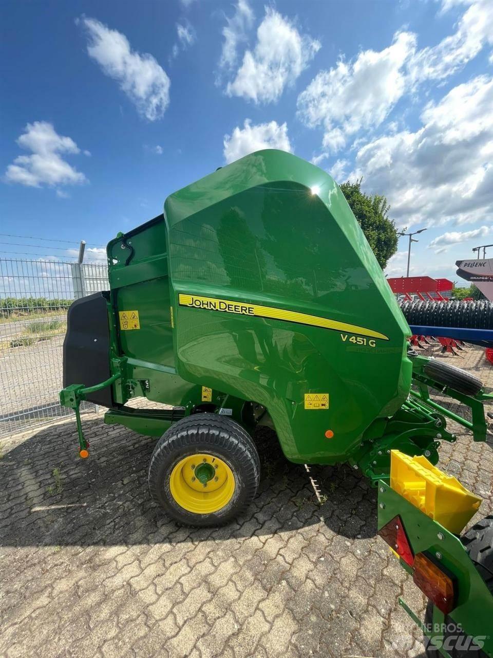 John Deere V451G Rundbalspressar