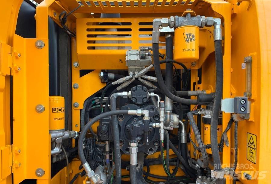 JCB JS 220 N LC Bandgrävare
