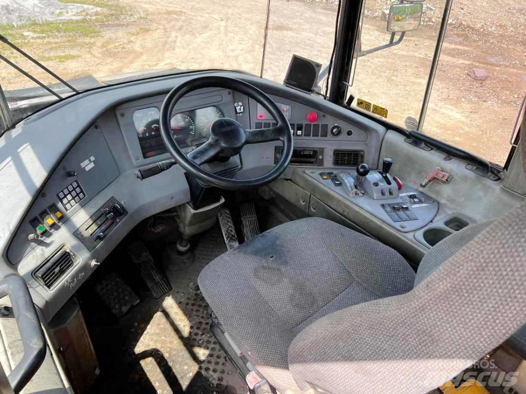 Volvo A40D Midjestyrd dumper