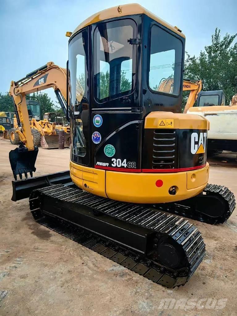 CAT 304 CR Minigrävare < 7t