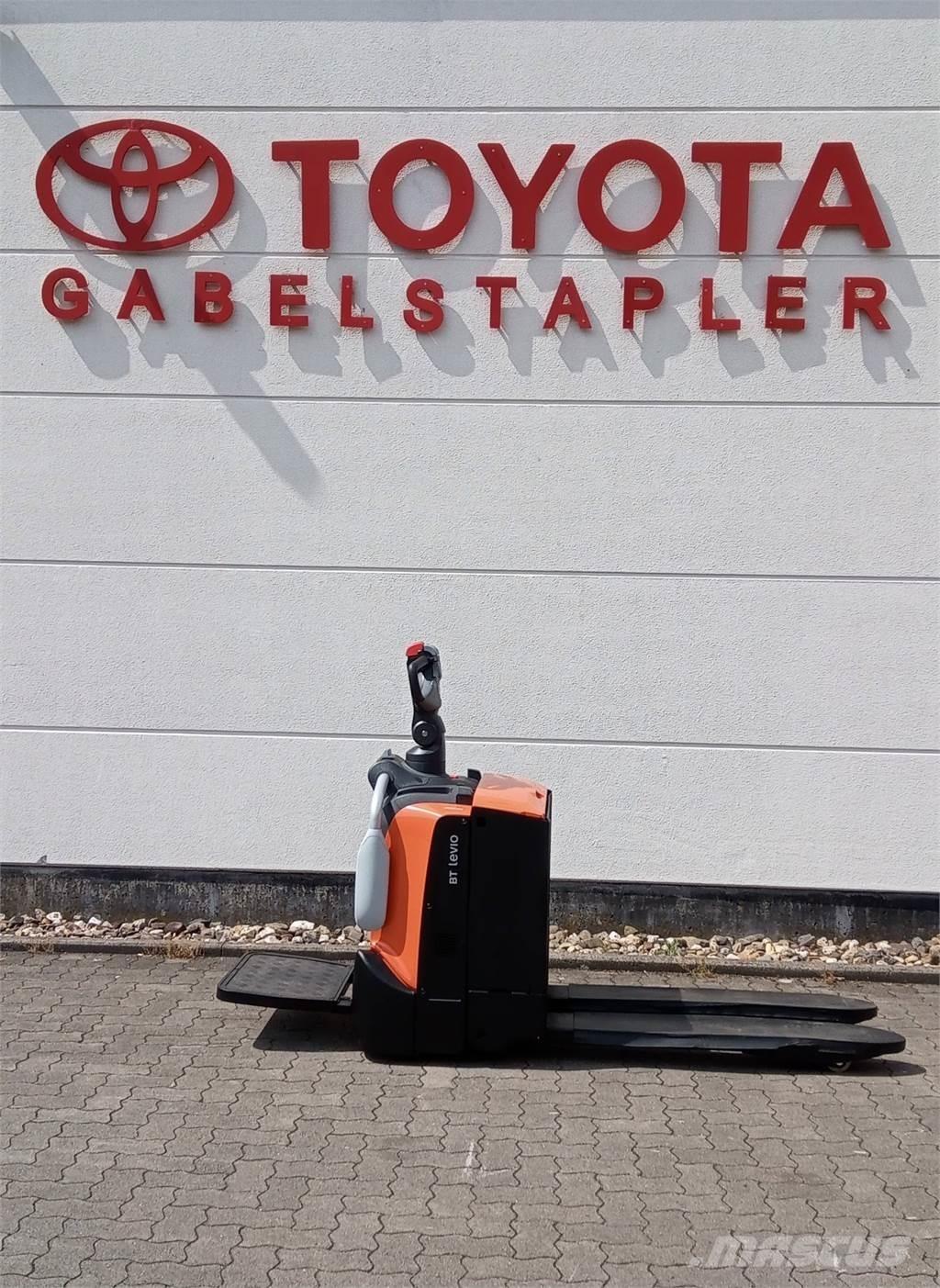 Toyota LPE 220 Staplare-led