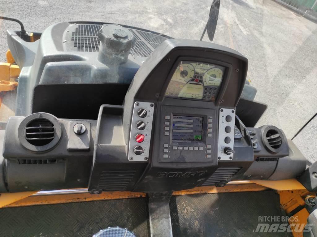 Bomag BW 174 A P Tvåvalsvältar