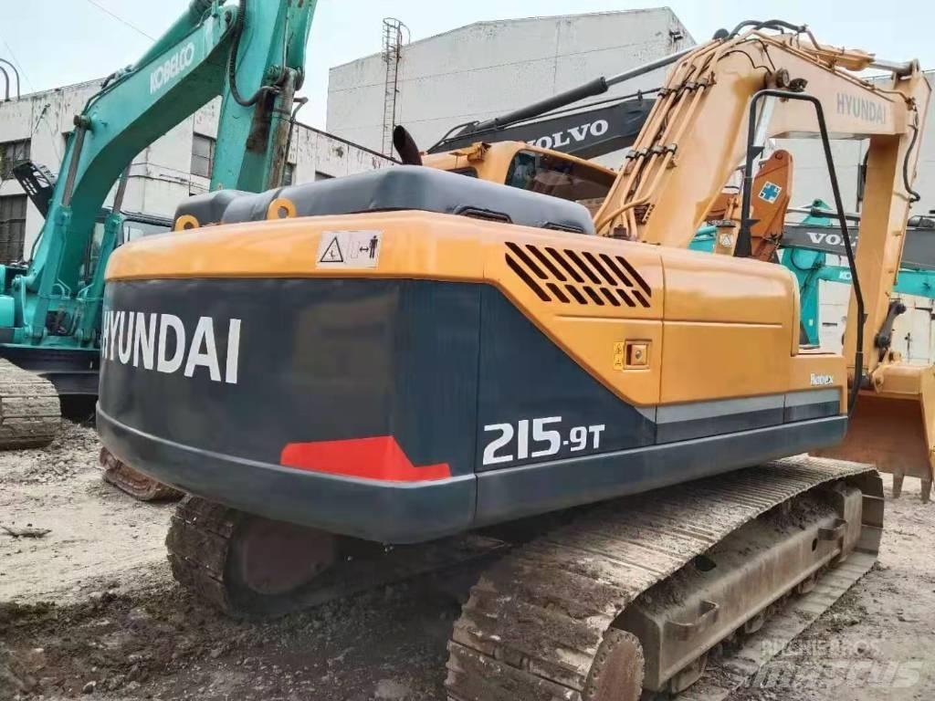 Hyundai R215-9T Hjulgrävare
