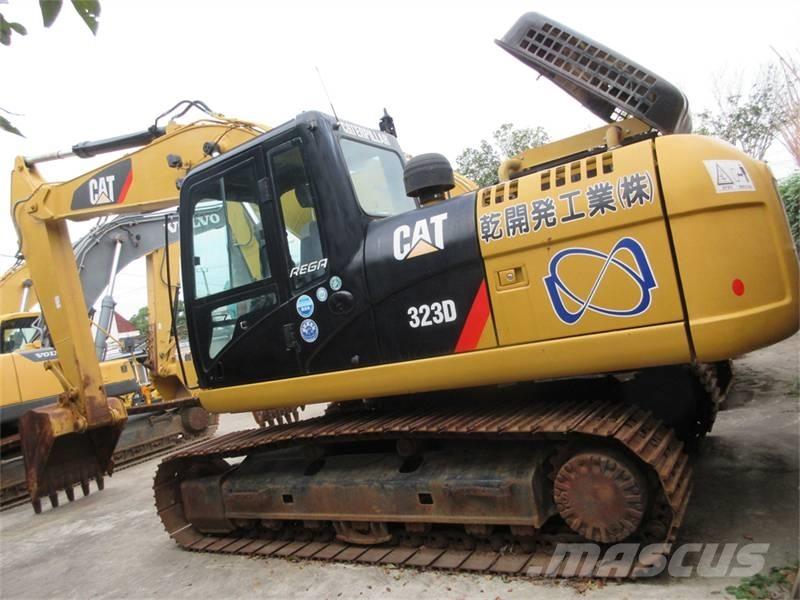 CAT 323 GC Bandgrävare