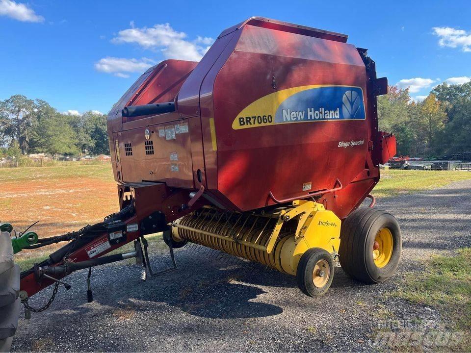New Holland BR 7060 Rundbalspressar