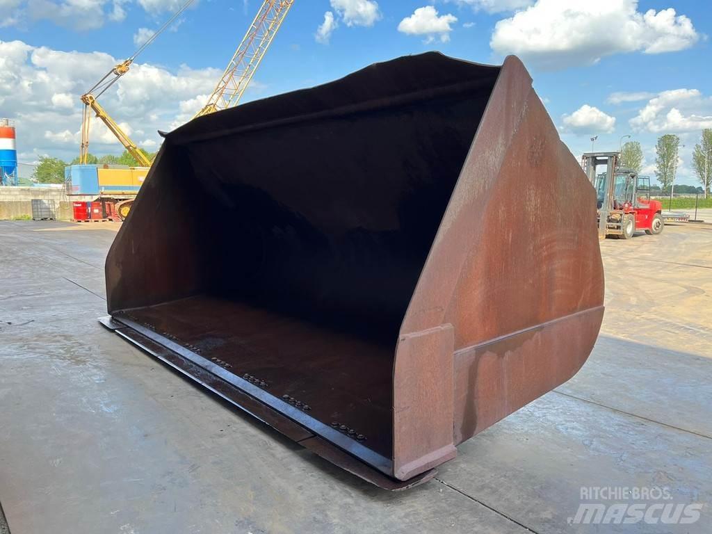 CAT 990 Bucket Skopor