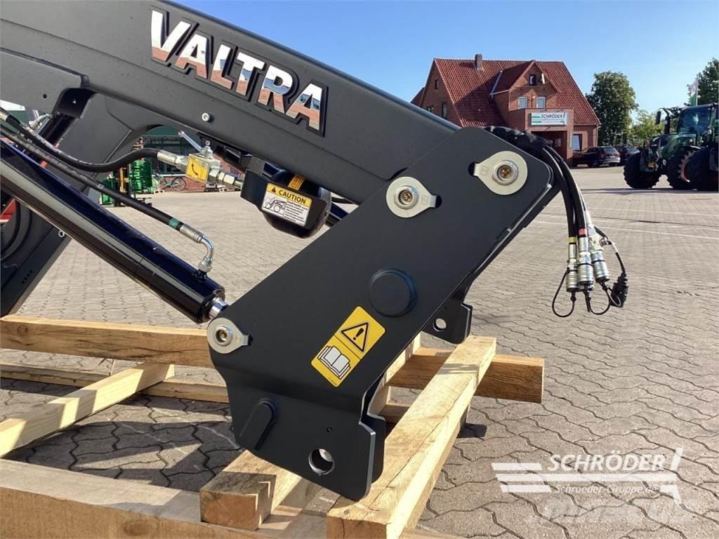 Valtra X36 DM Frontlastare och grävare