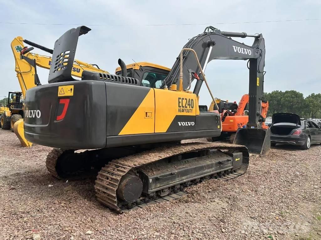 Volvo EC 240 Bandgrävare