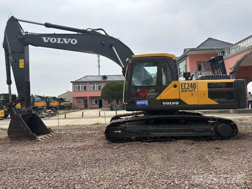 Volvo EC 240 Bandgrävare