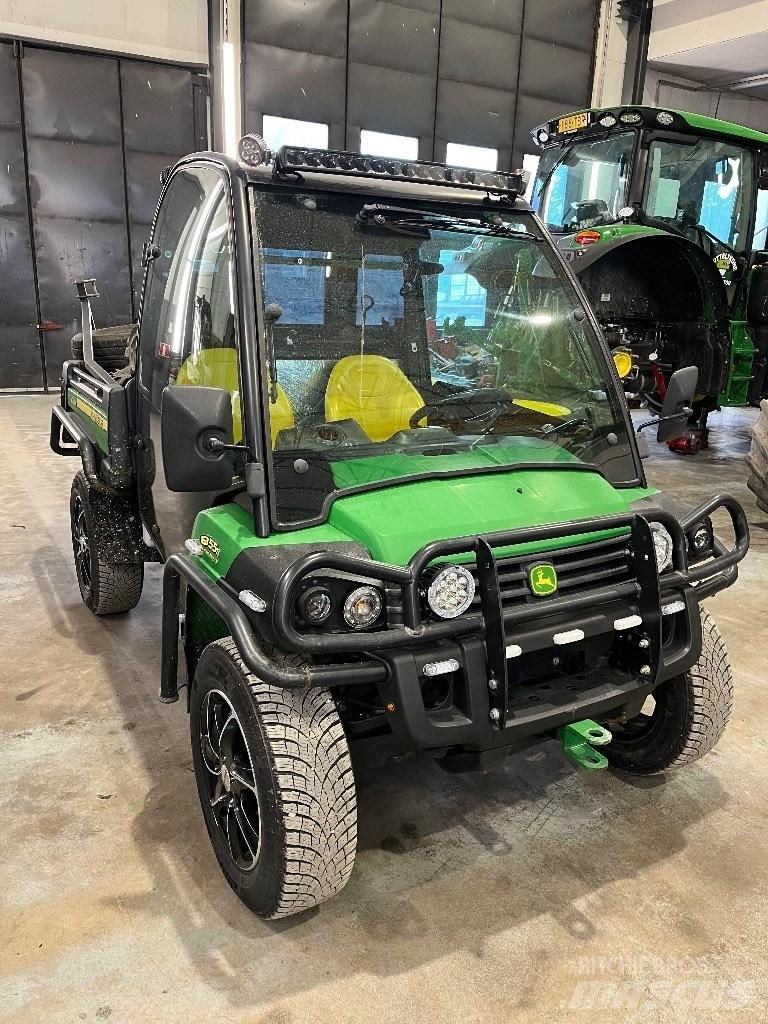 John Deere 855 D UTV:er