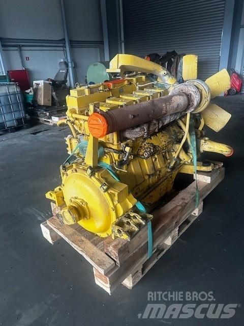 Komatsu SA6D140-1 Motorer