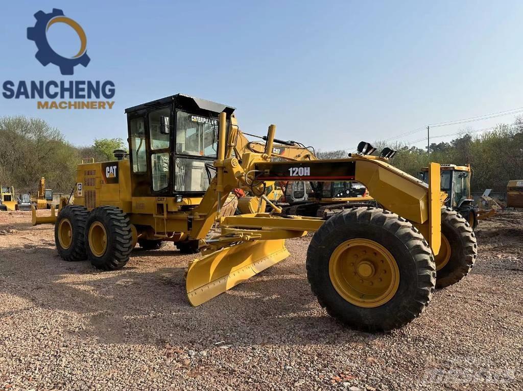 CAT 120 H Väghyvlar