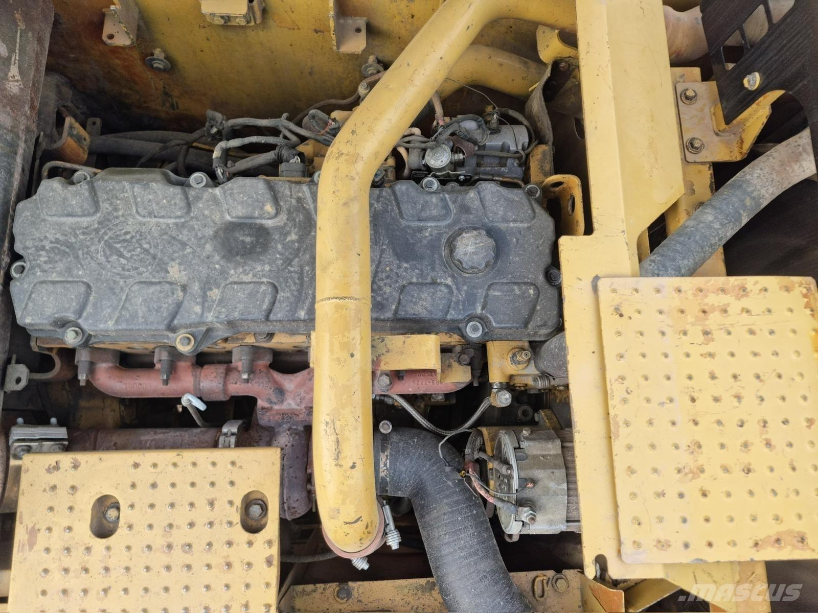 CAT 330 D L Bandgrävare