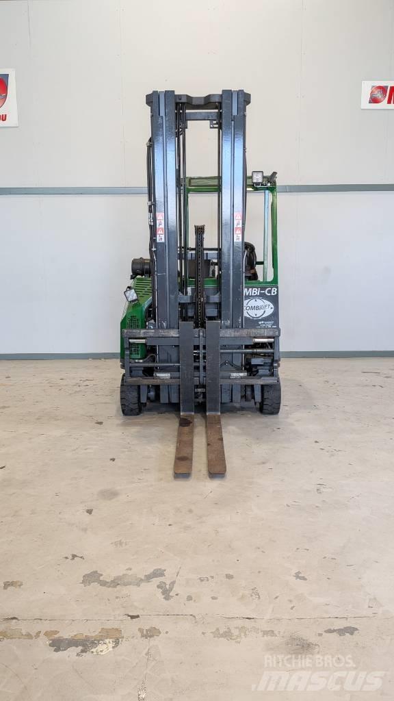 Combilift CB 3000 4-vägstruck