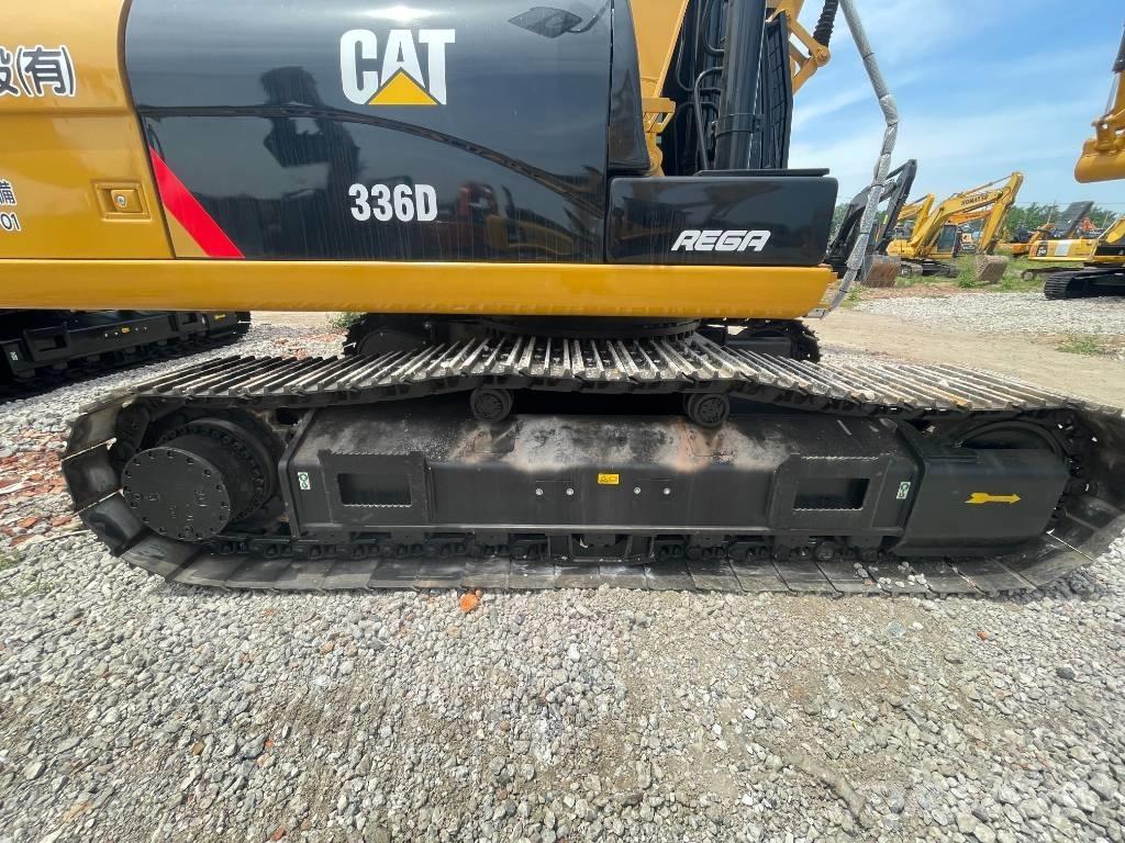 CAT 336D2 Bandgrävare