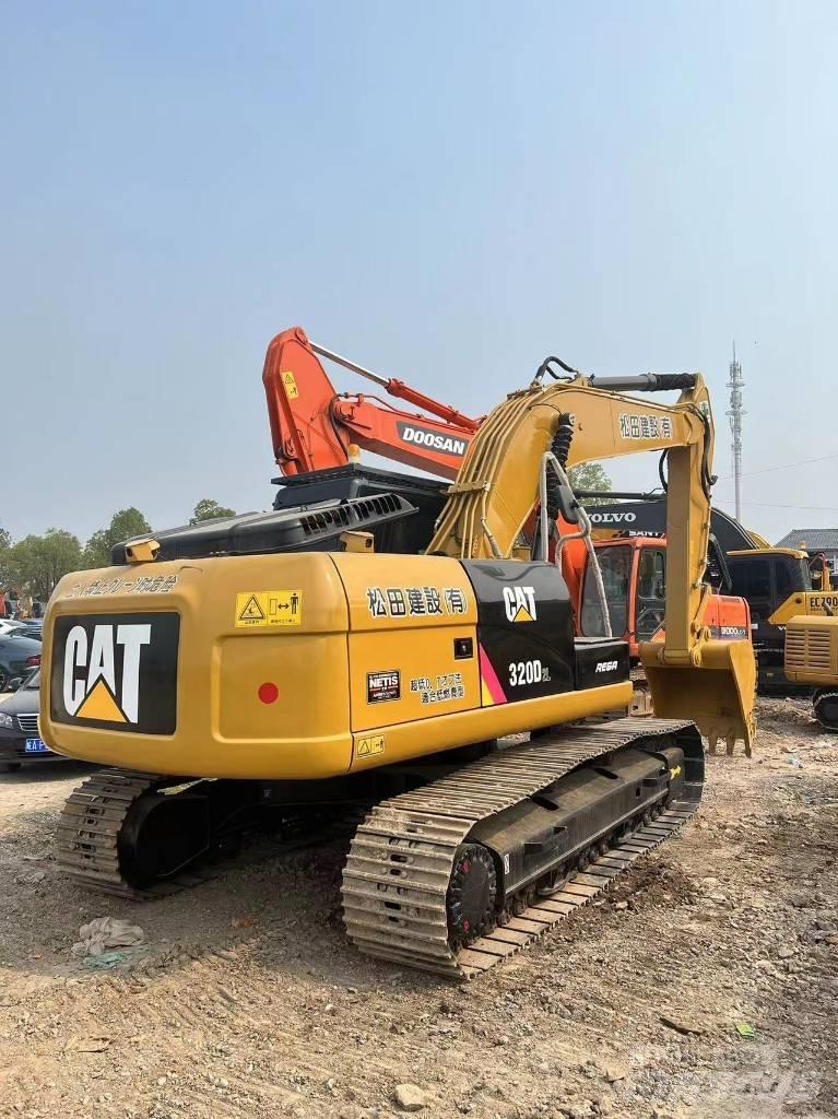 CAT 320 D Bandgrävare