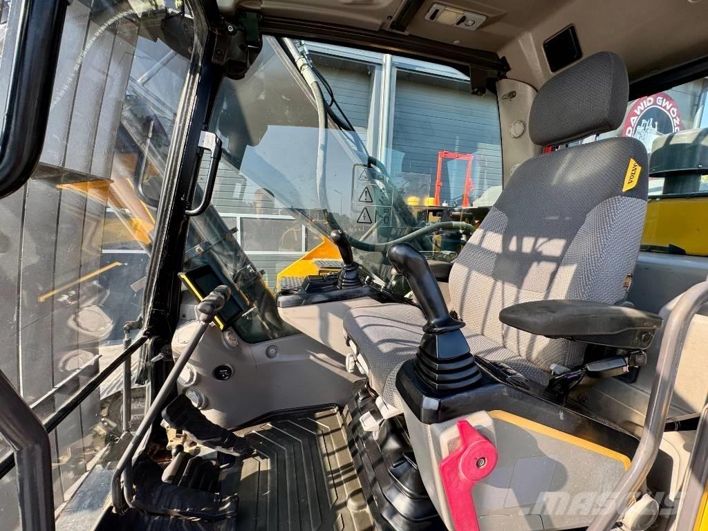 Volvo EC300ENL Bandgrävare