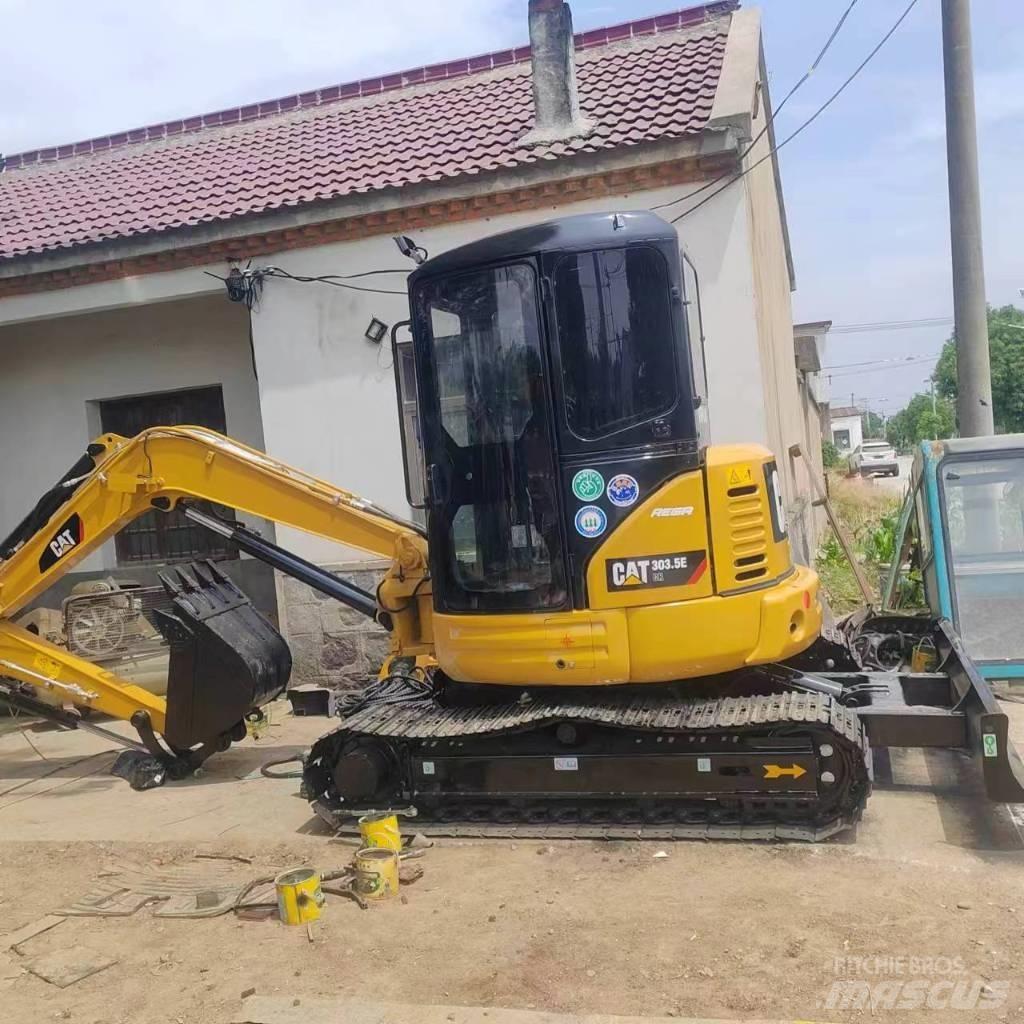 CAT 303.5 E CR Minigrävare < 7t