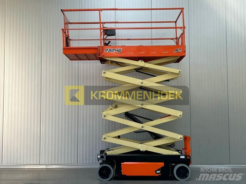 JLG R 3246 Saxliftar