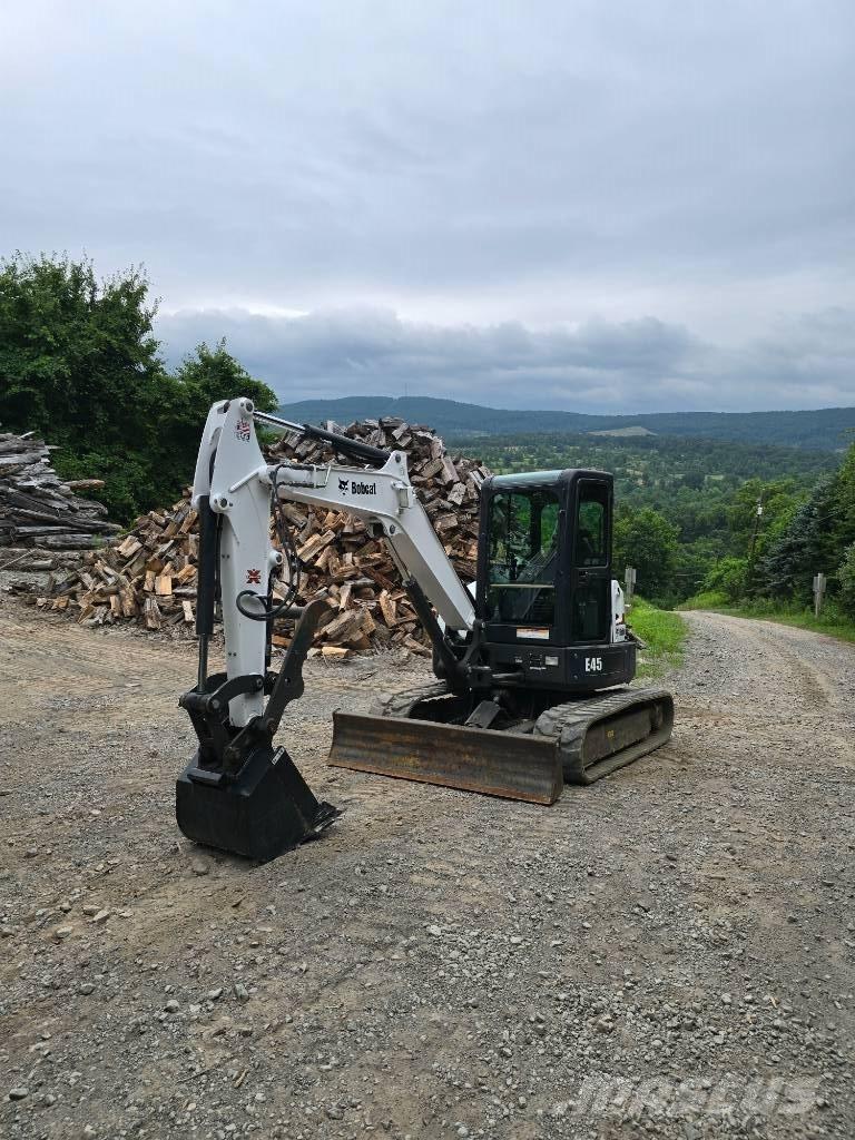 Bobcat E45 Minigrävare < 7t
