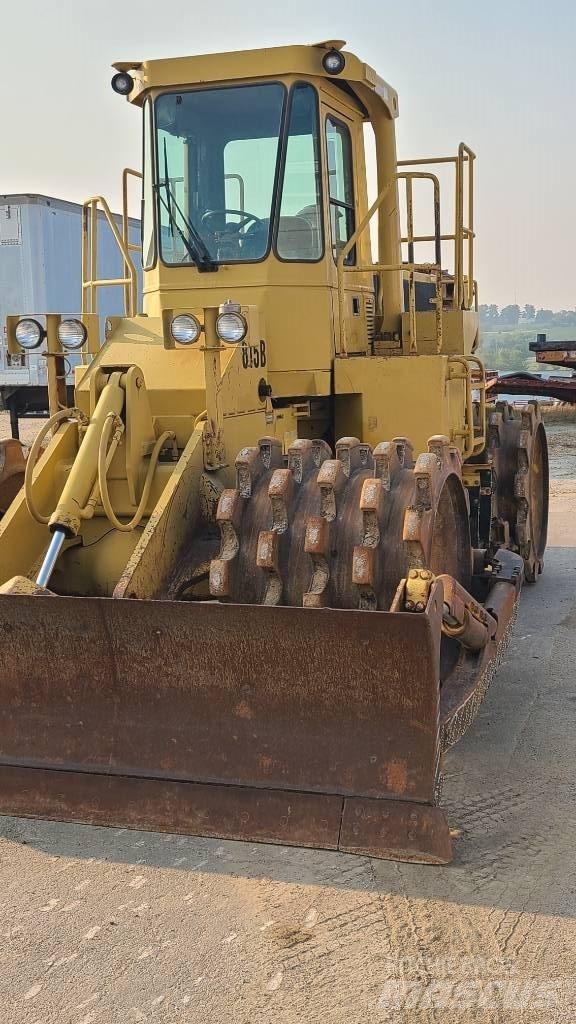 CAT 815 B Jordkompaktorer