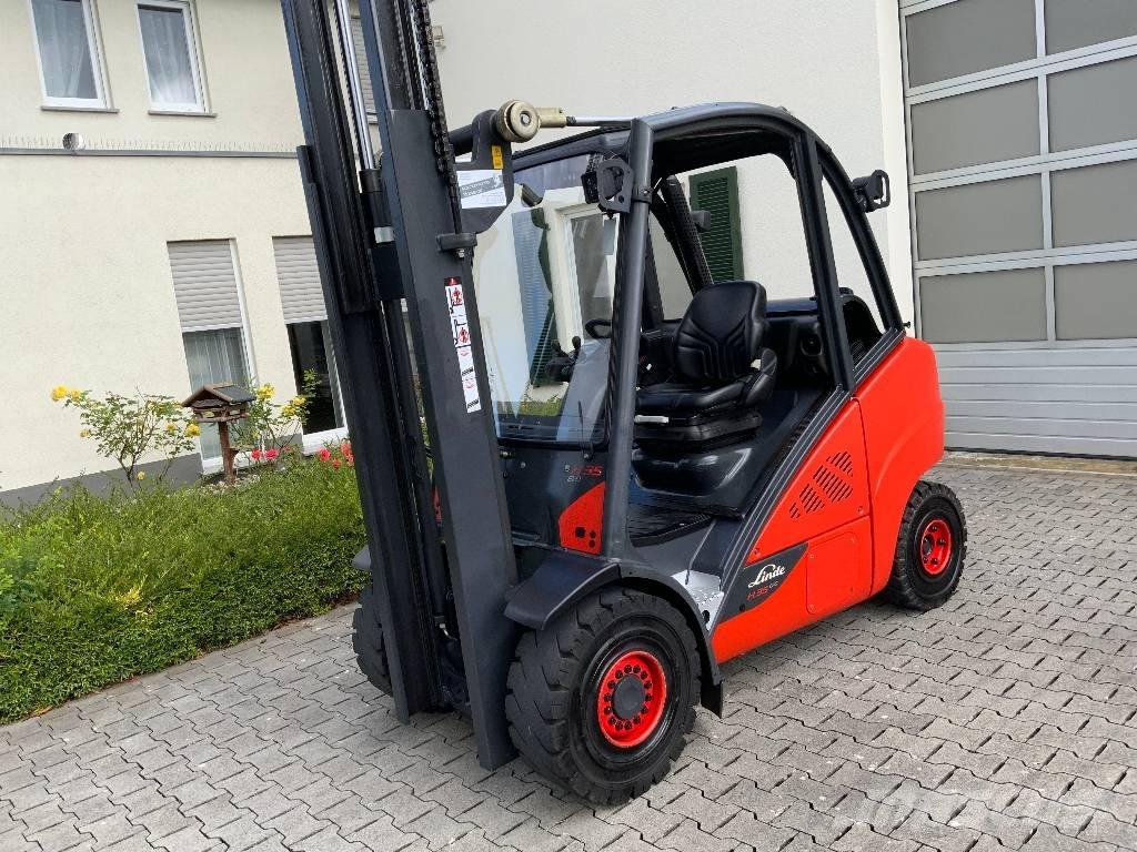 Linde H35T-02 Gasolmotviktstruckar