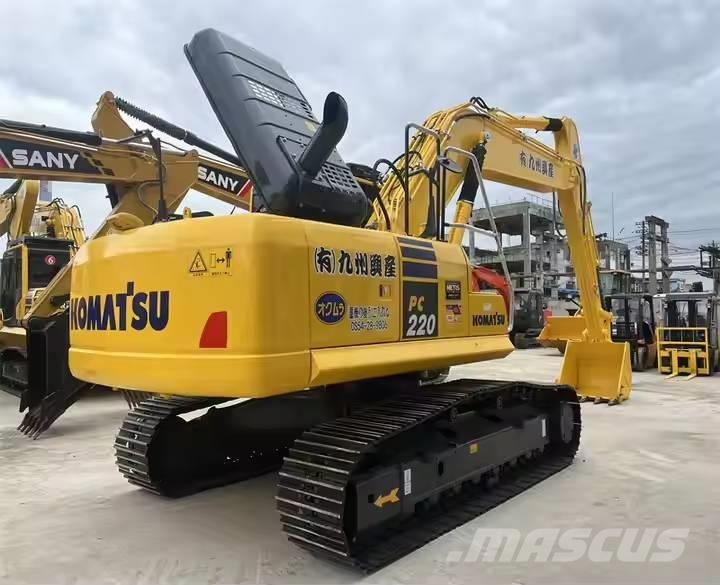 Komatsu PC220-8 Bandgrävare