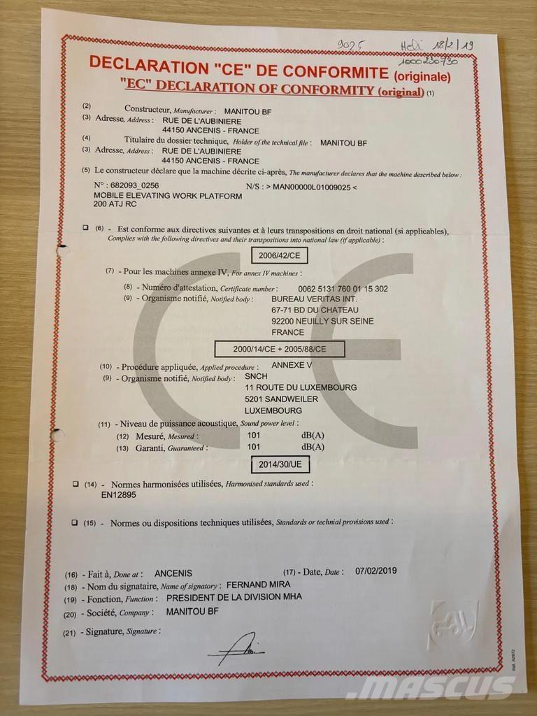 Manitou 200 ATJ Bomliftar
