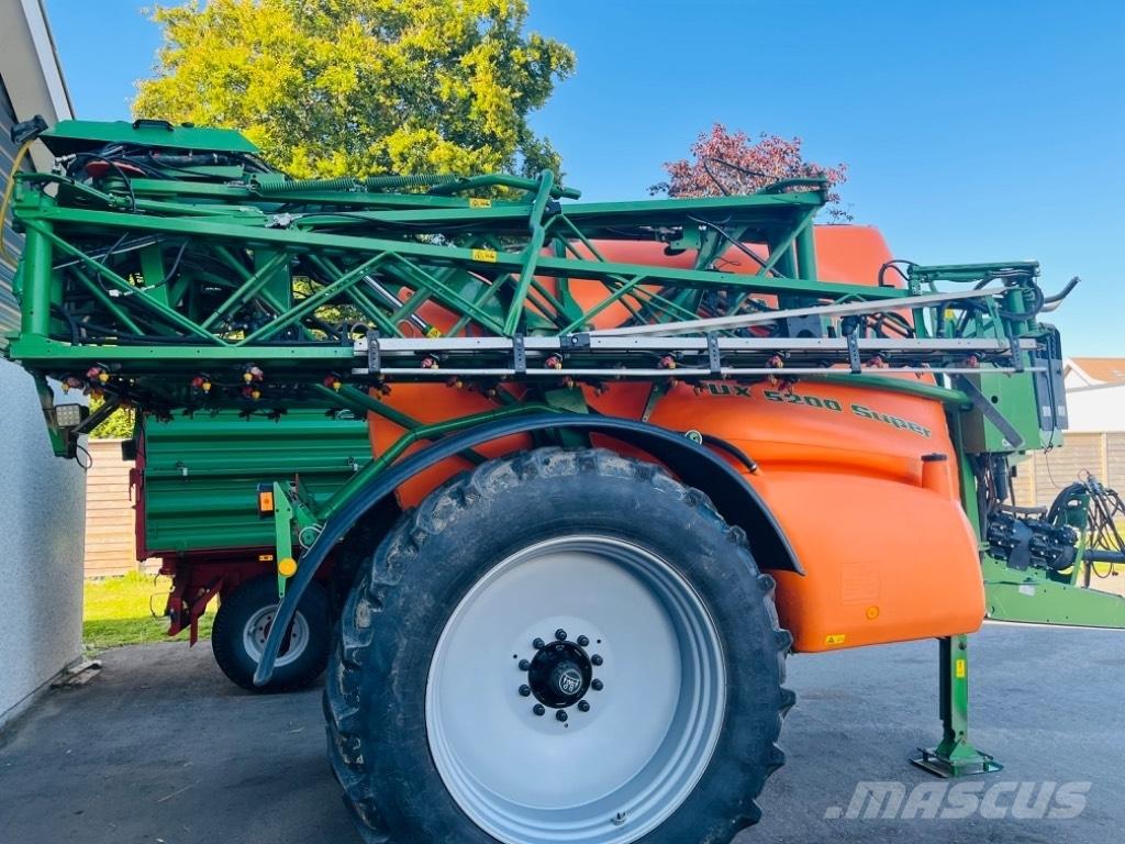 Amazone UX 5200 Dragna sprutor