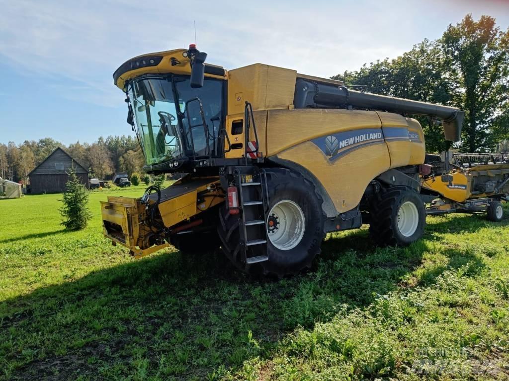 New Holland CX 8.90 Skördetröskor