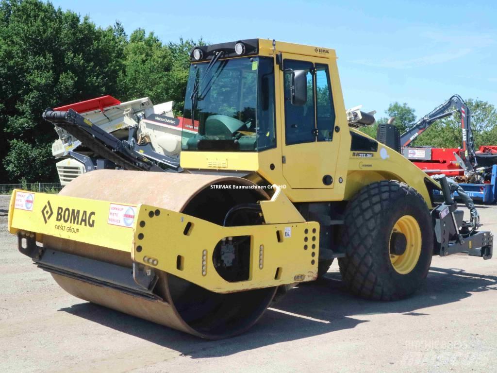 Bomag BW 213 D H-4 i Jordkompaktorer