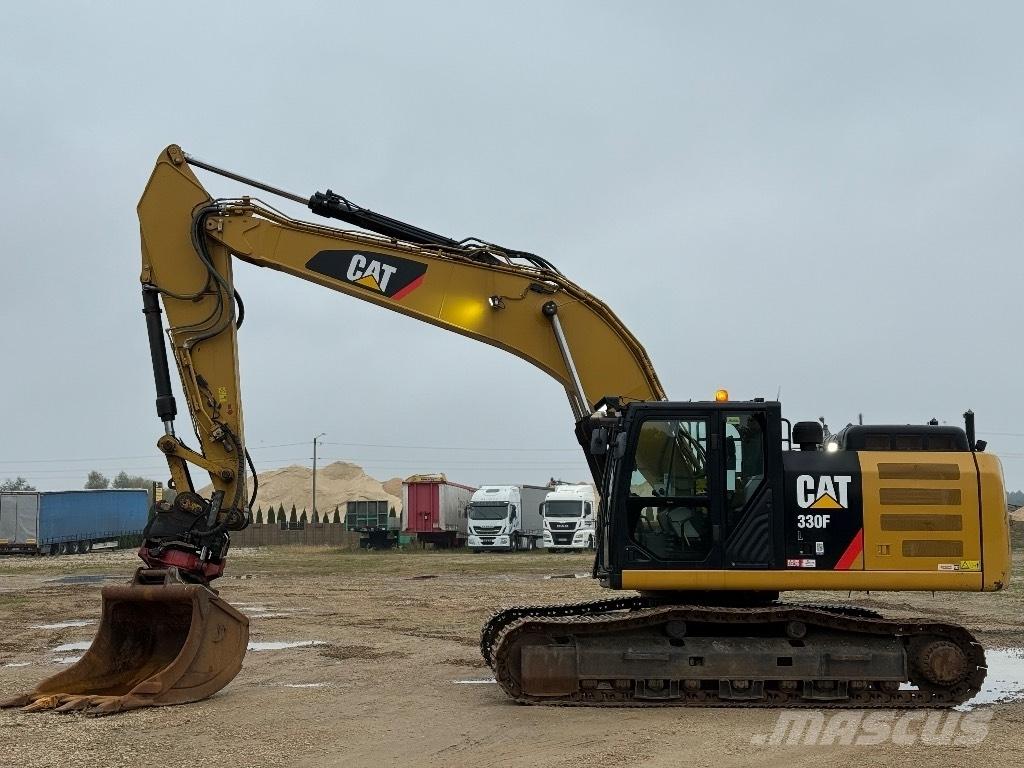 CAT 330 FL Bandgrävare