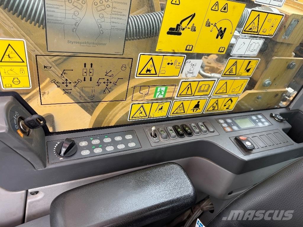 CAT 330 FL Bandgrävare