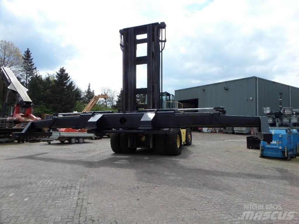 Hyster H48.00C-16CH Teleskopbomtruckar (Sträckstaplare)