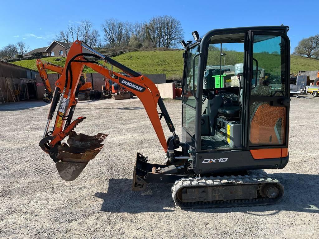 Doosan DX 19 Minigrävare < 7t