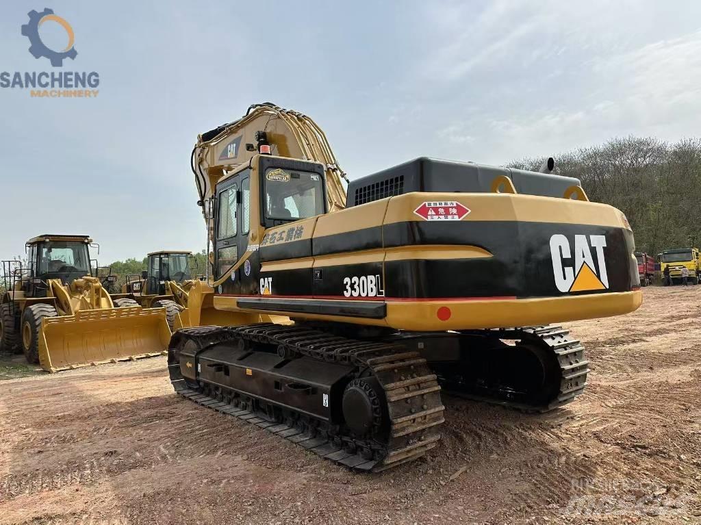 CAT 330 B L Bandgrävare