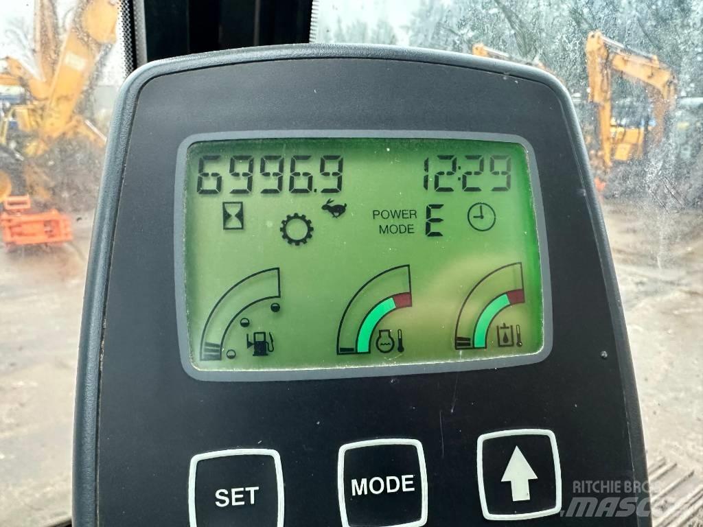 JCB JZ 255 LC Bandgrävare