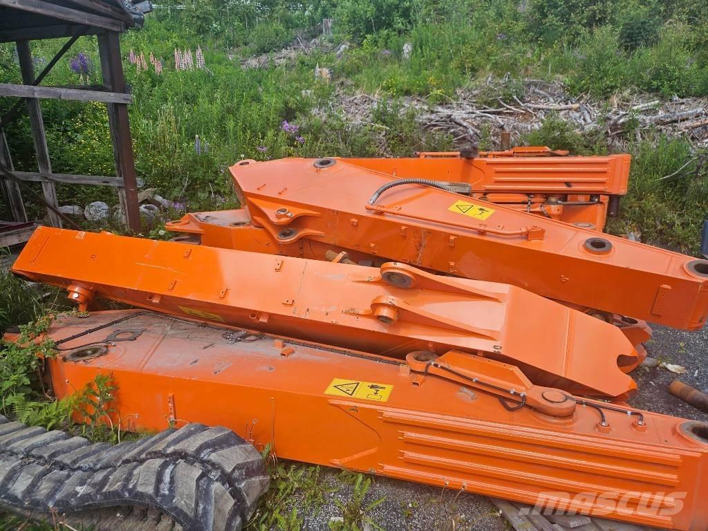 Hitachi ZX 350 LC-7 Bommar och stickor