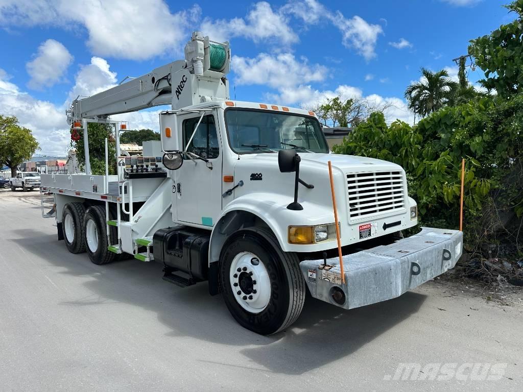 International 4900 Övriga bilar